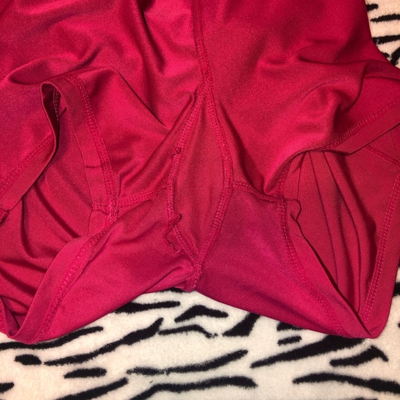 coquette ruffle mini golf skirt with built in shorts - Picture 7 of 7